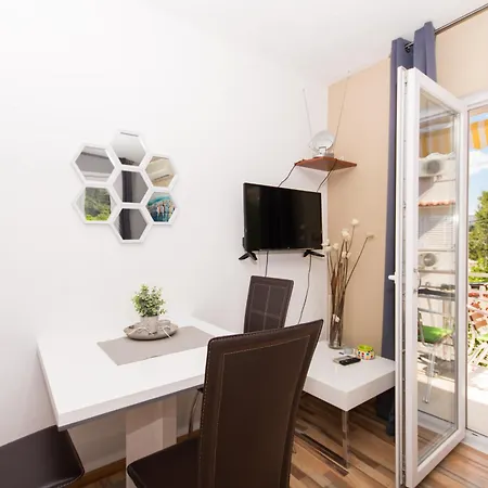 Apartment 101